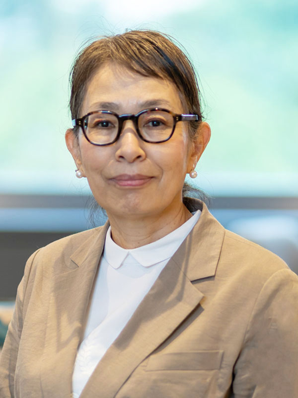 望月 明美